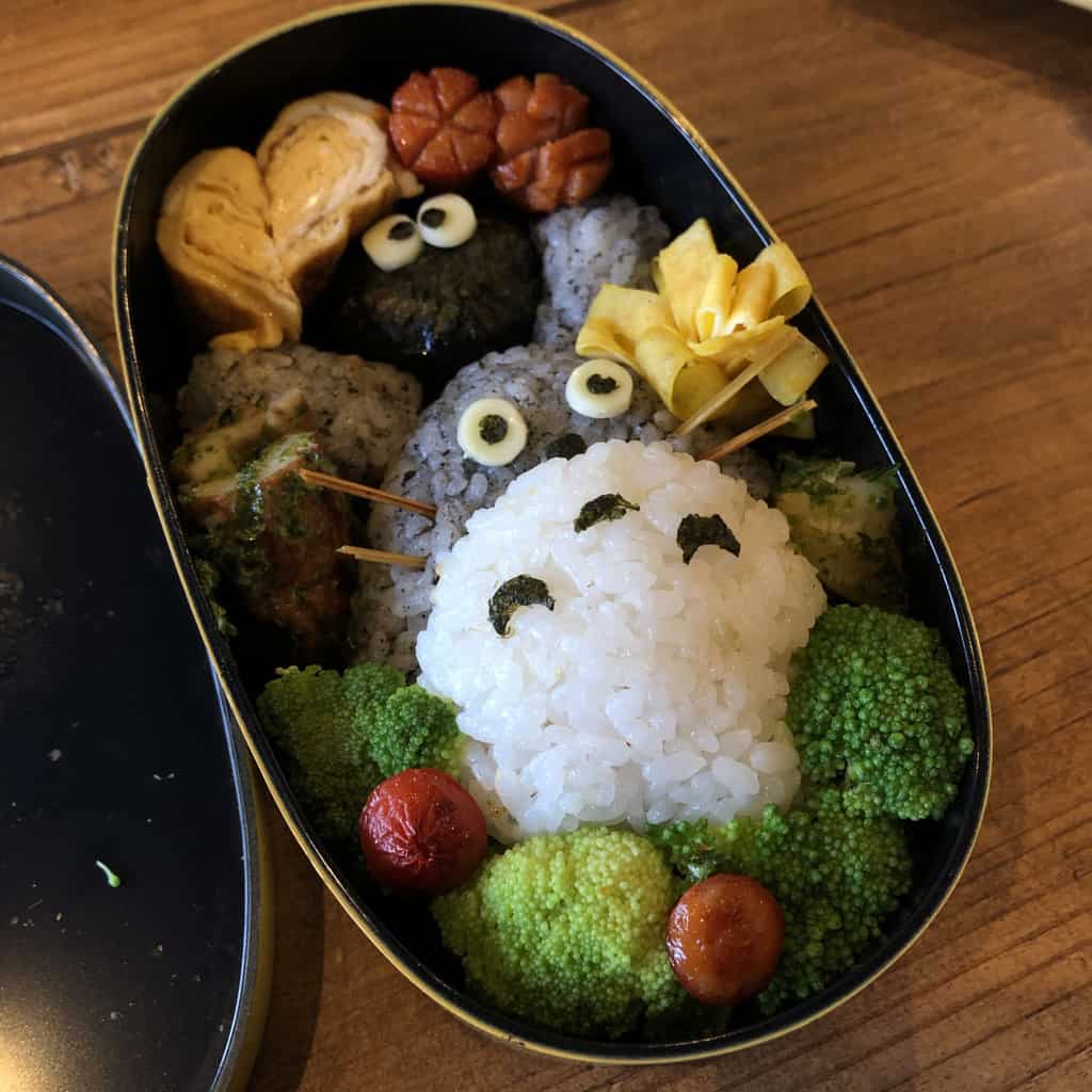 How to Make a Totoro Kyaraben 
