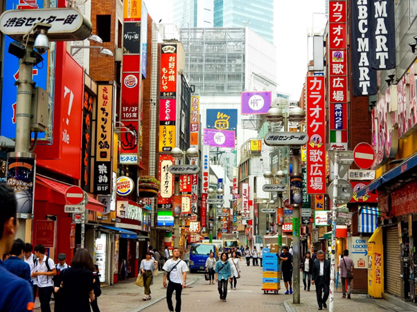 Busy shopping street in Tokyo