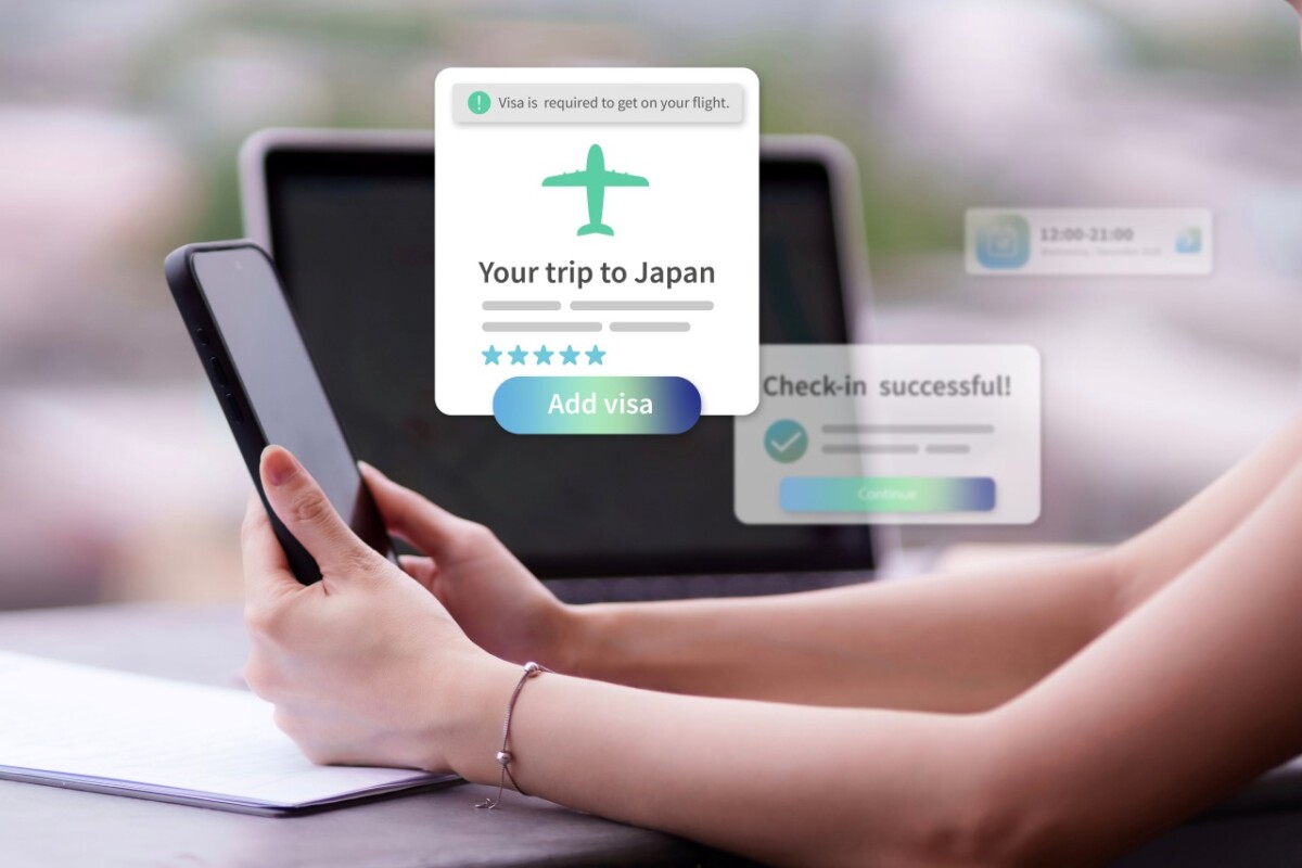 Apps for Japan travel displayed on a smartphone, including navigation, translation, transport, and itinerary planning tools used by tourists in Japan.